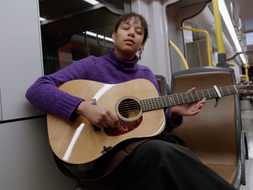 Artiest 4.00_03_13_11.Still001.jpg